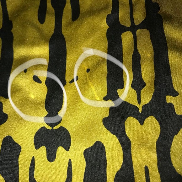 (Tommy Hilfiger) sample piece. Unique blouse. - Picture 5 of 5